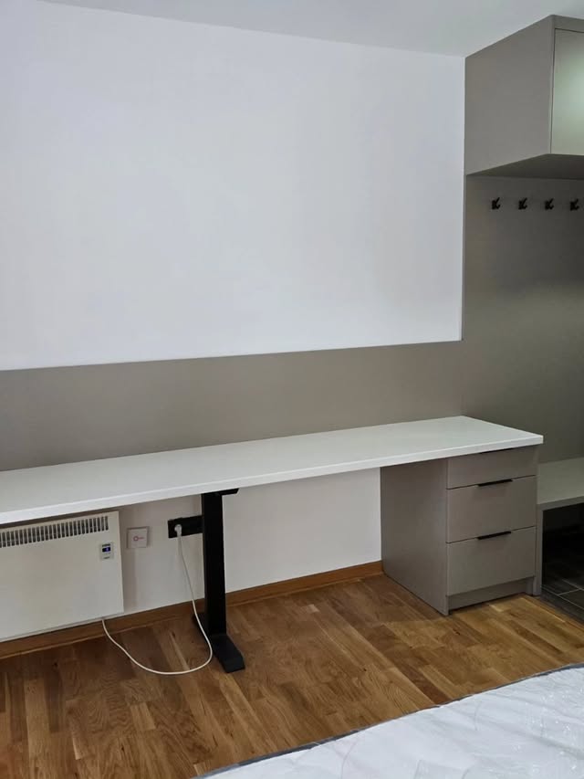 Stolovi i stočići — ADS DRVO PROM 2, nameštaj po meri